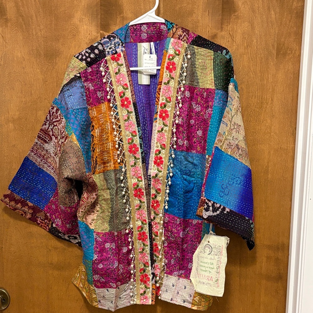 293. Aratta Patchwork Multicolor Kantha Kimono Ja… - image 1